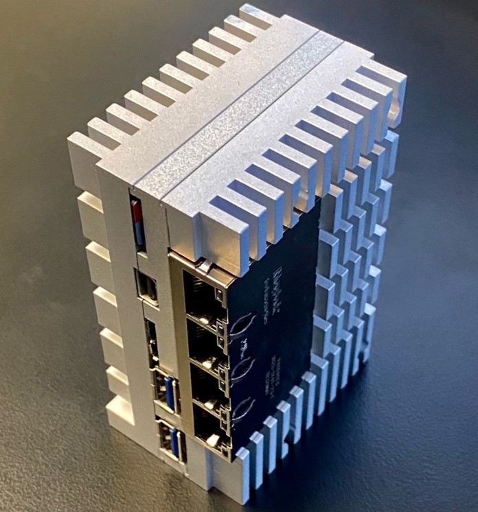 Ultra96 Quad Ethernet with Passive Cooling